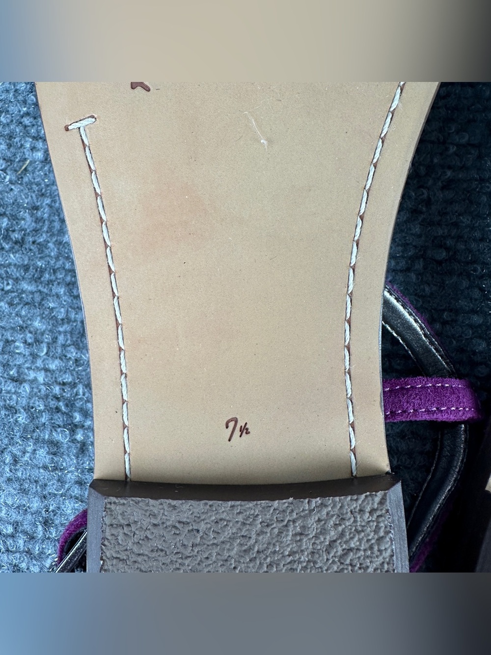 Sam Edelman Gigi Thong Sandals 7.5 Purple Suede Ankle Strap Flat Comfort - Picture 14 of 16